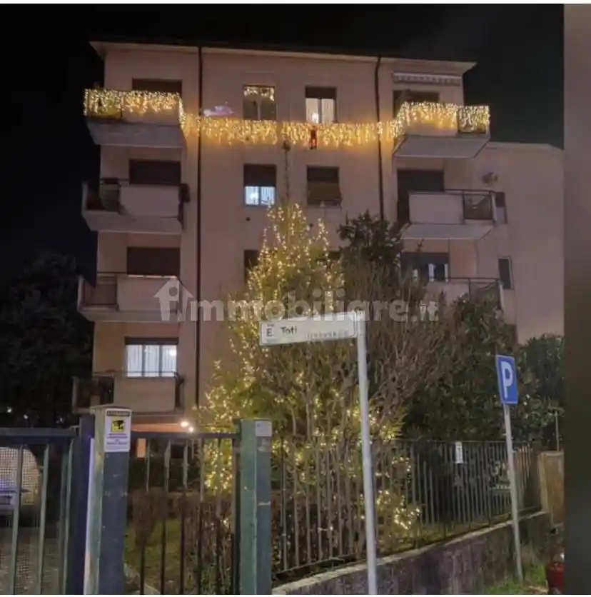 Appartamento in vendita a Carate Brianza