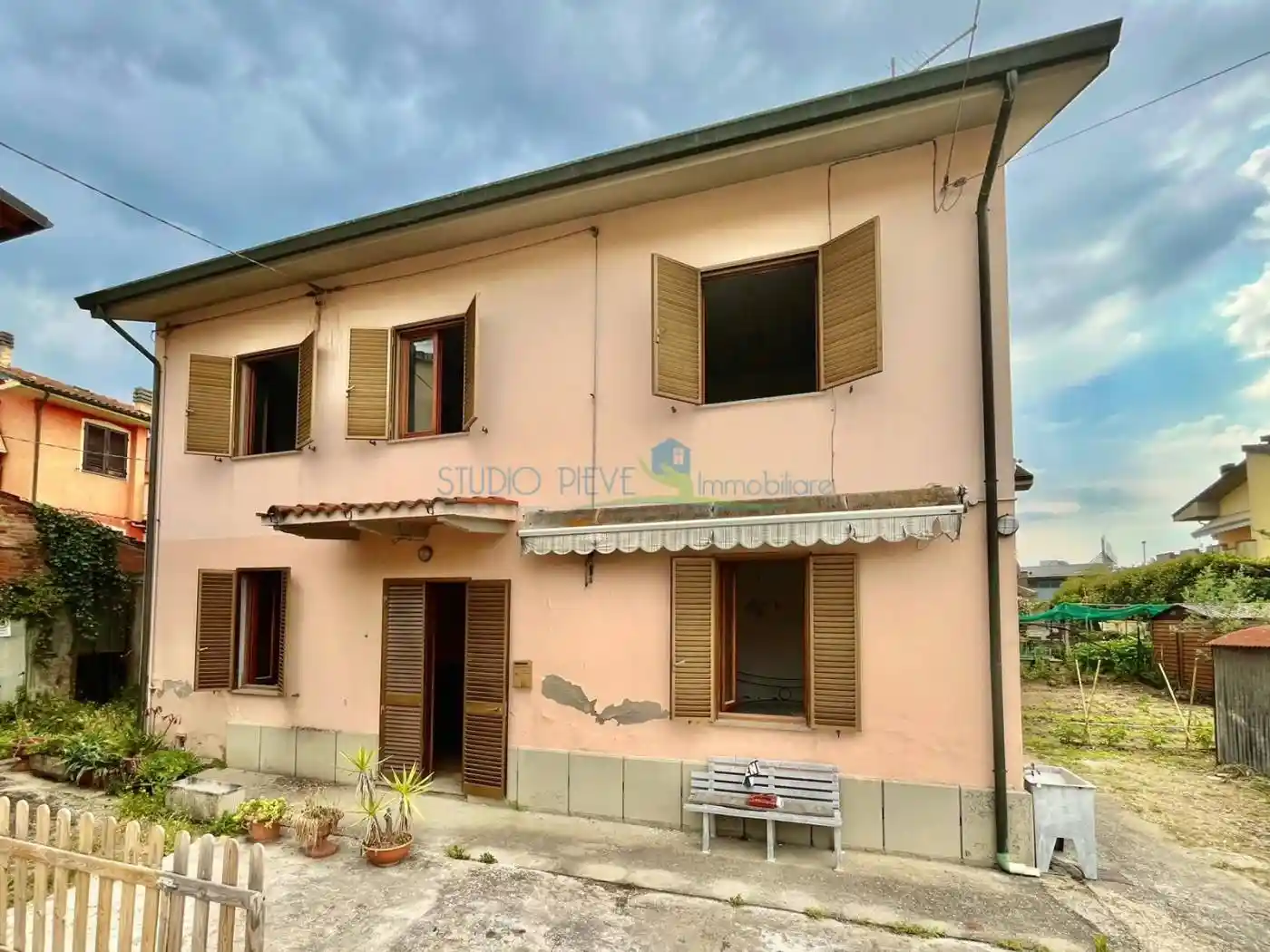 Casa indipendente in vendita a Monsummano Terme
