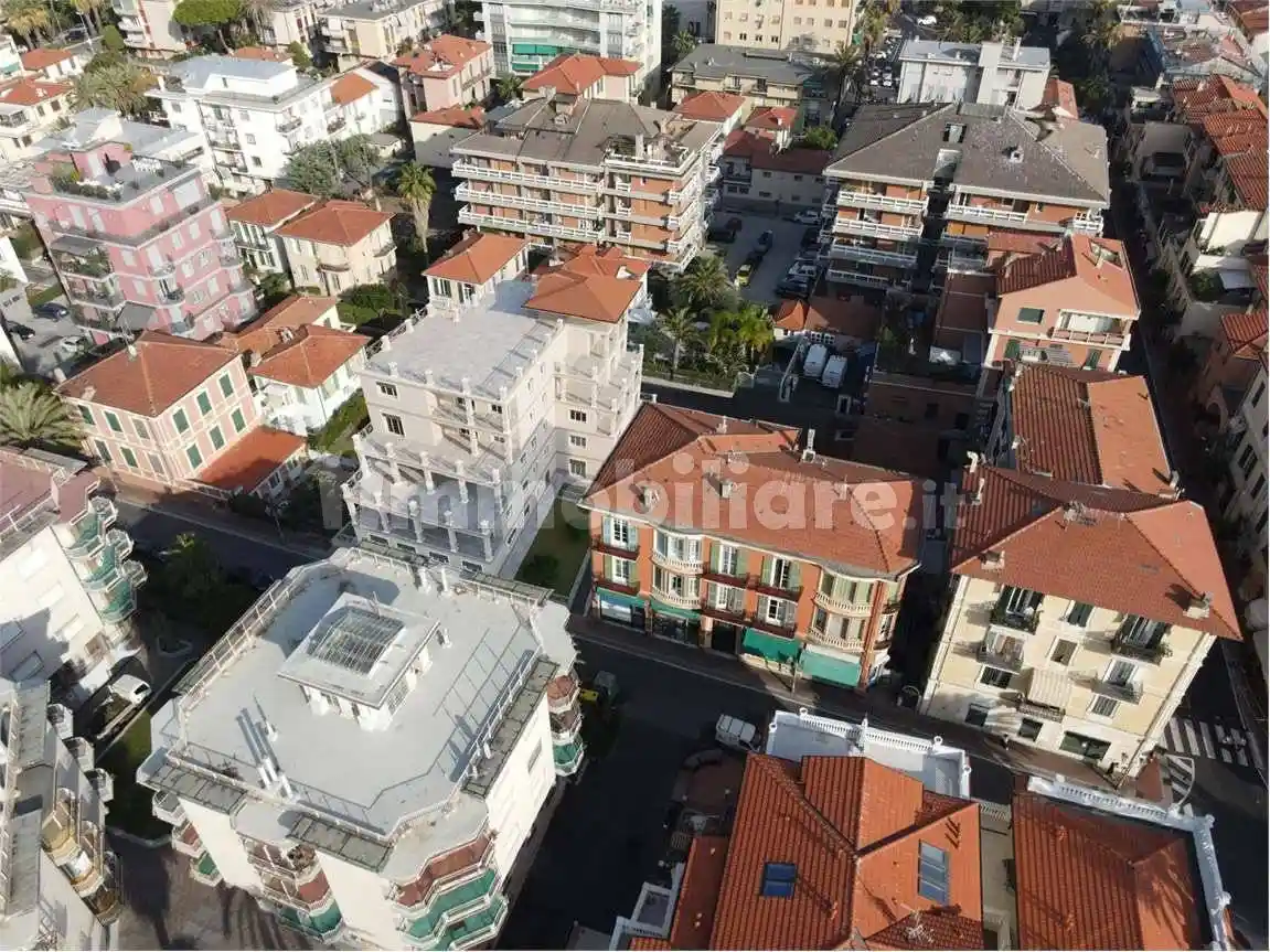 Appartamento in vendita a Bordighera
