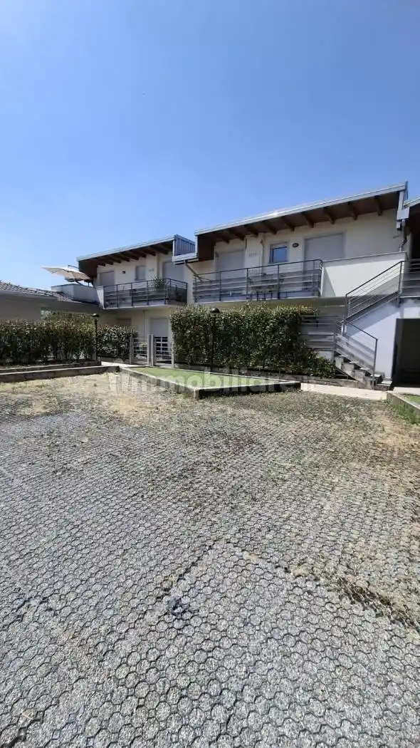 Appartamento in vendita a Brembate