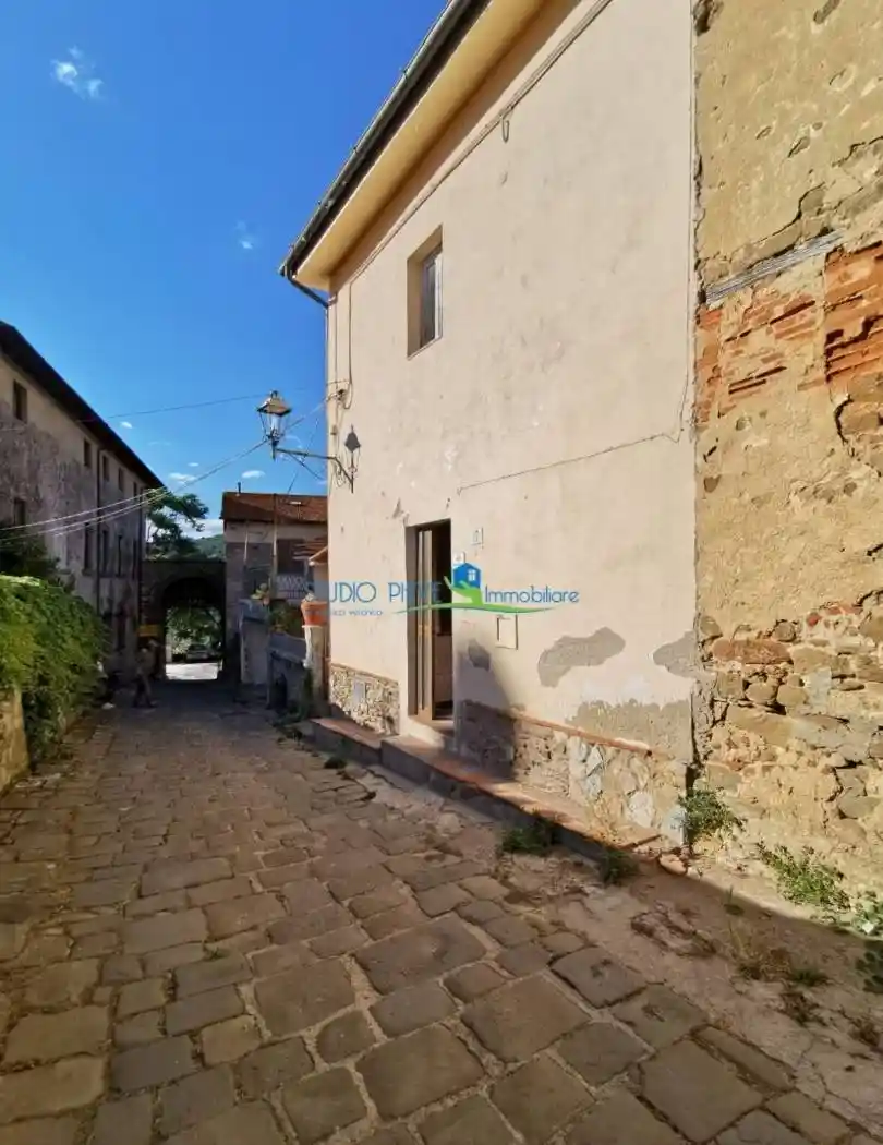 Casa indipendente in vendita a Monsummano Terme