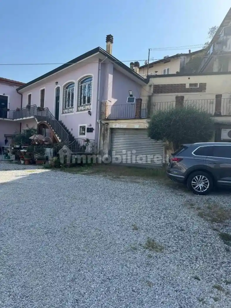 Appartamento in vendita a Lucca