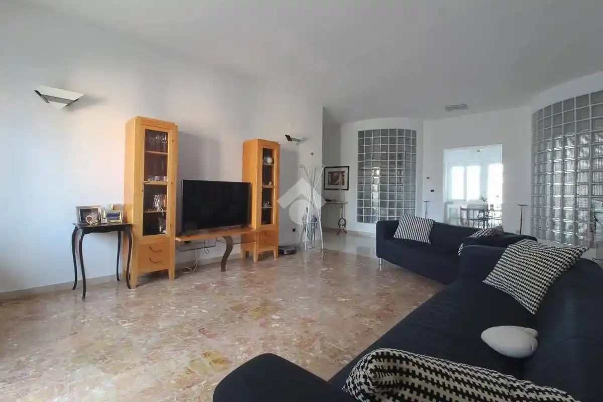 Appartamento in affitto a Giulianova