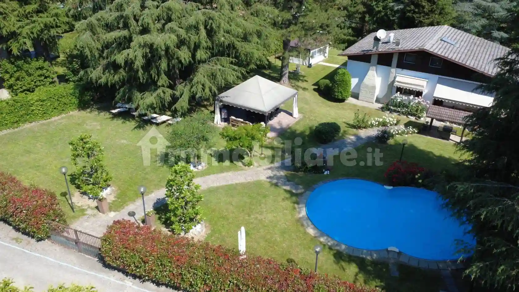Villa - foto 2
