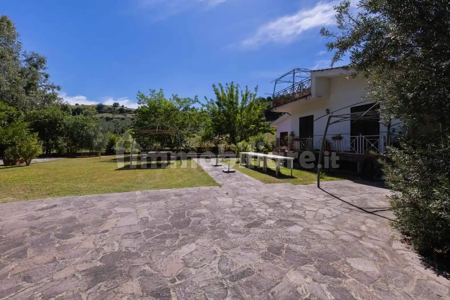 Villa in vendita a Nazzano