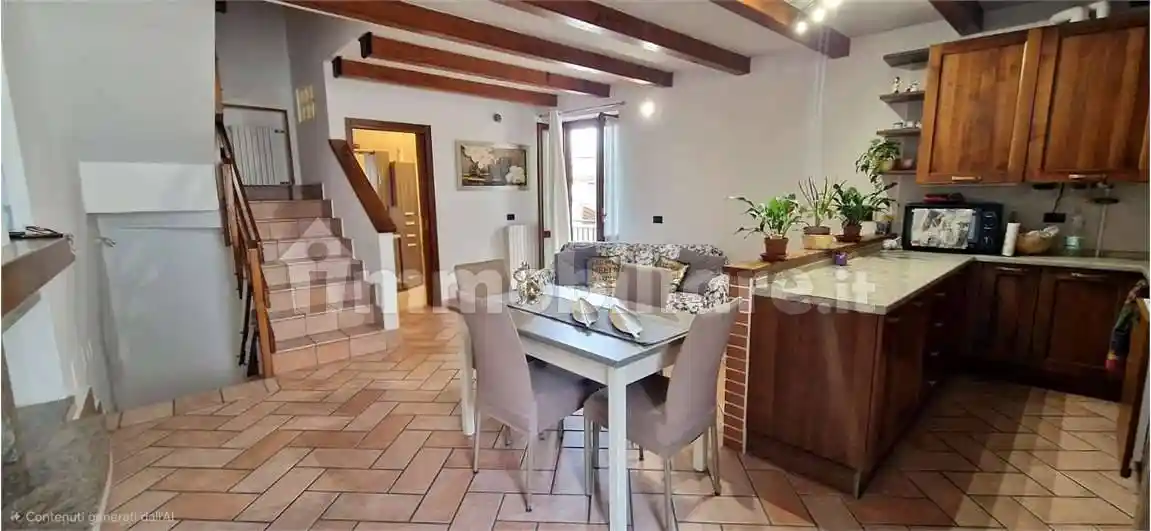 Casa indipendente in vendita a Cureggio