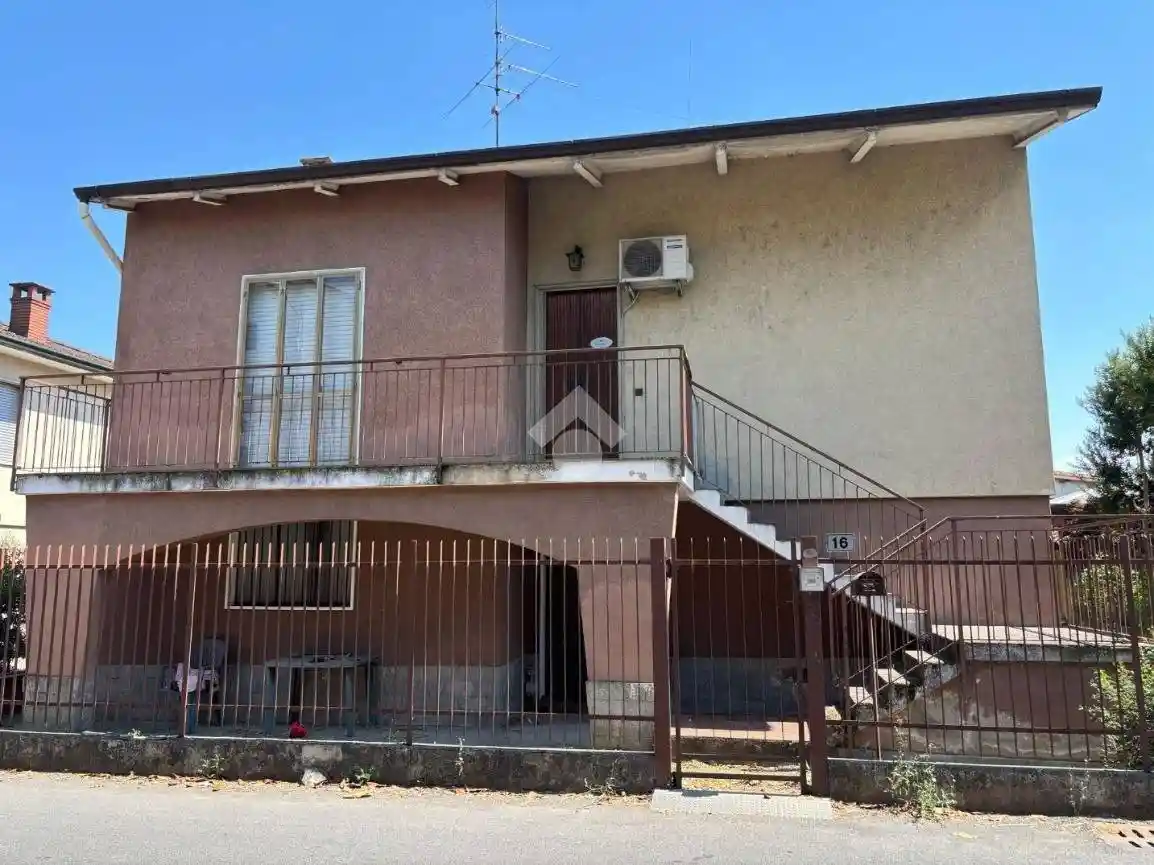 Villa in vendita a Belgioioso