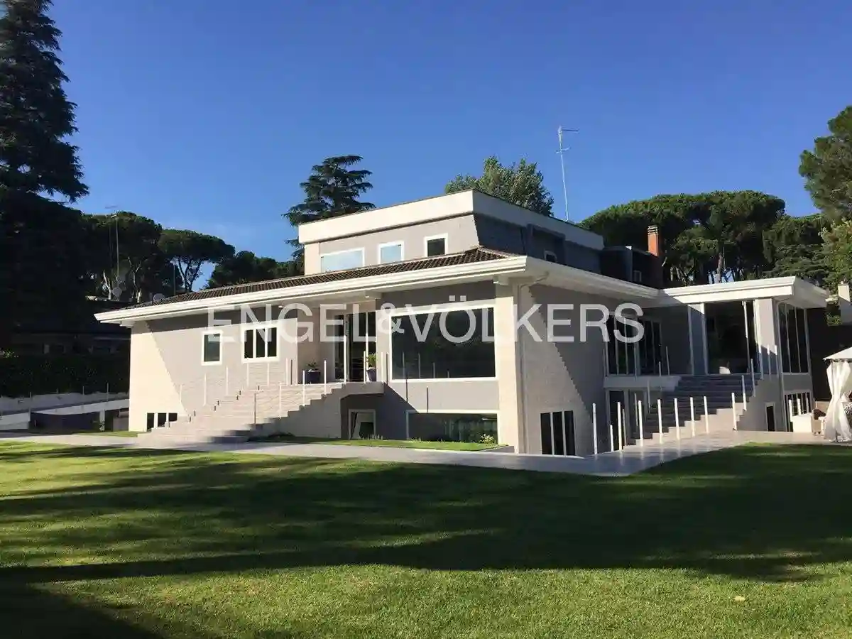 Villa - foto 2