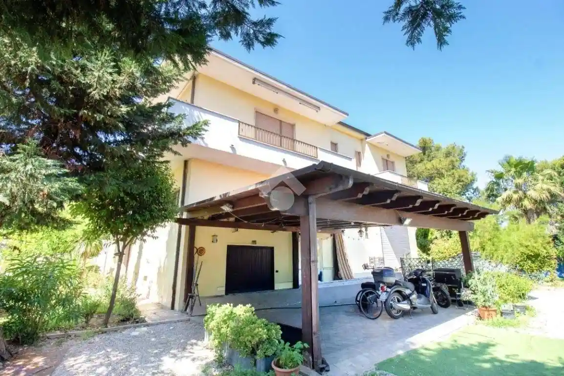 Villa in vendita a Montesilvano