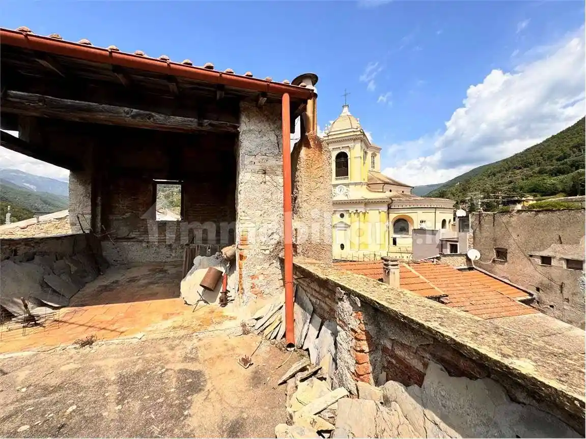 Appartamento in vendita a Pieve di Teco