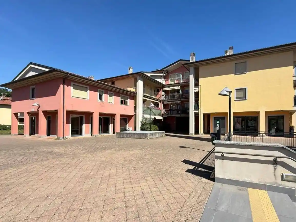 Appartamento in affitto a Brivio
