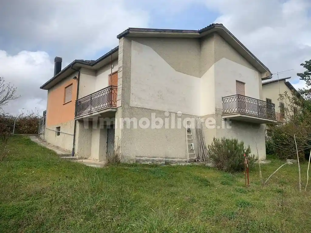 Casa indipendente in vendita a Tagliacozzo