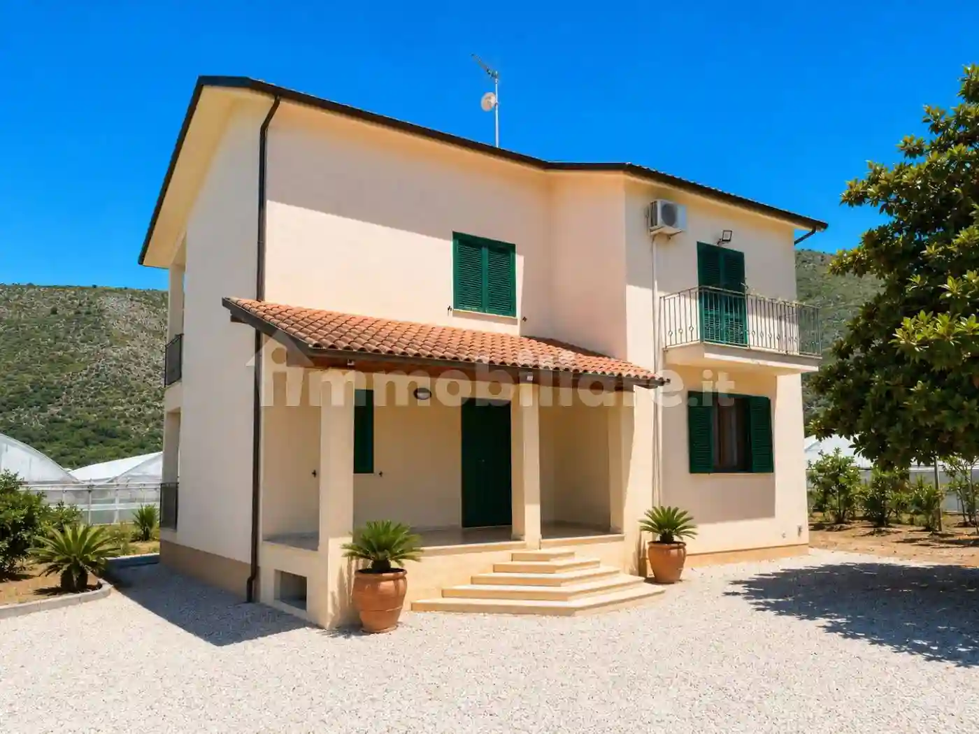 Villa - foto 2