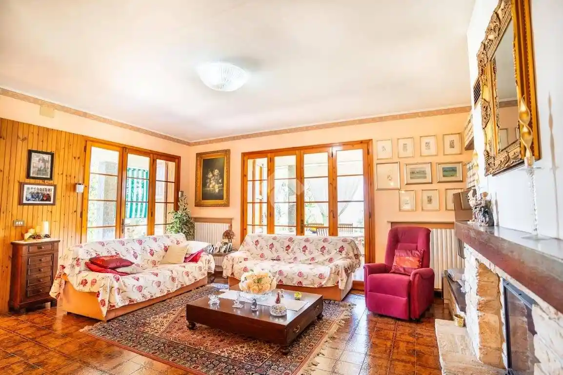 Villa in vendita a Scandiano