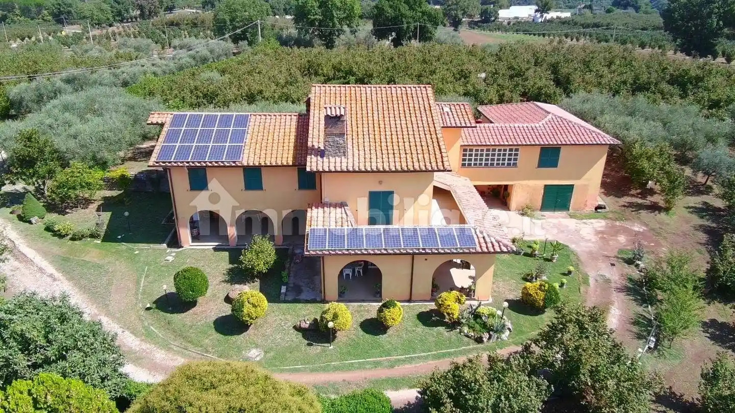 Villa in vendita a Soriano nel Cimino