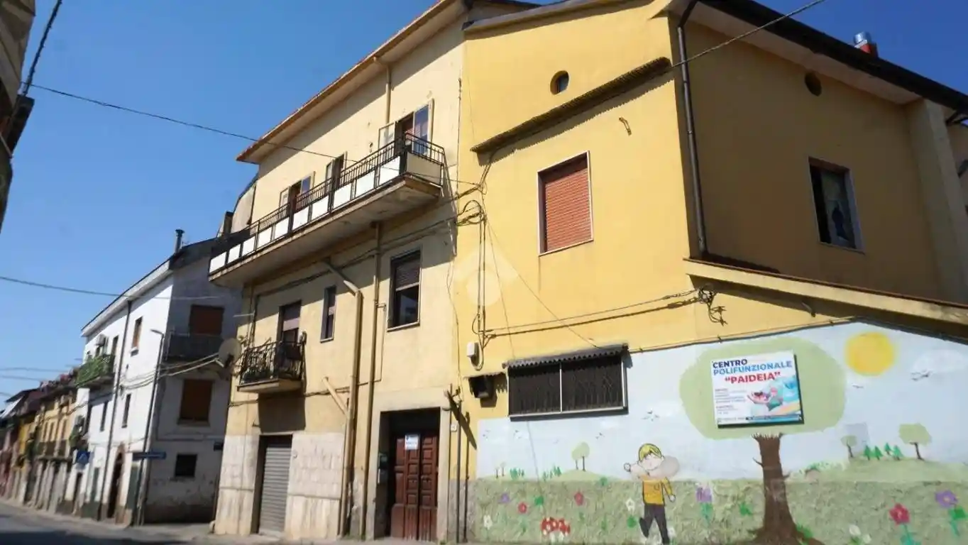 Appartamento in vendita a Montecorvino Rovella