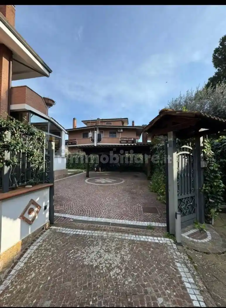 Villa in vendita a Marino