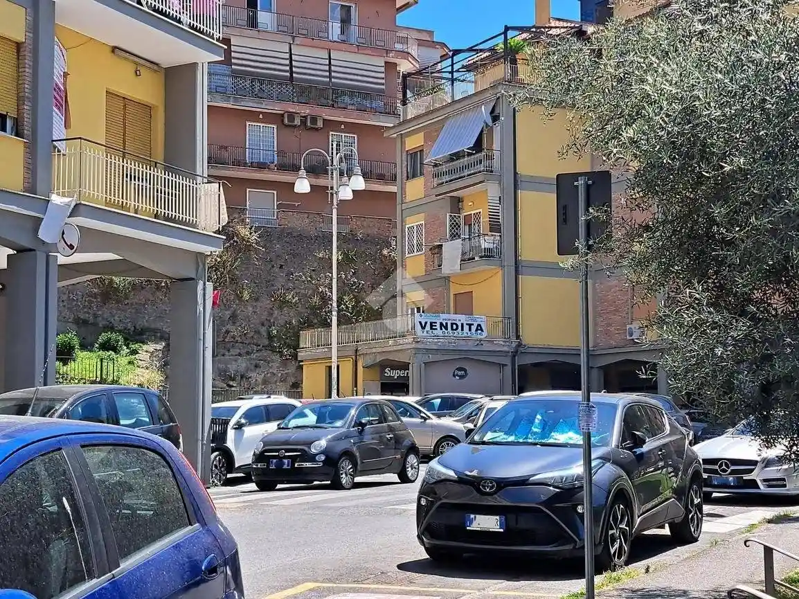 Appartamento in vendita a Albano Laziale