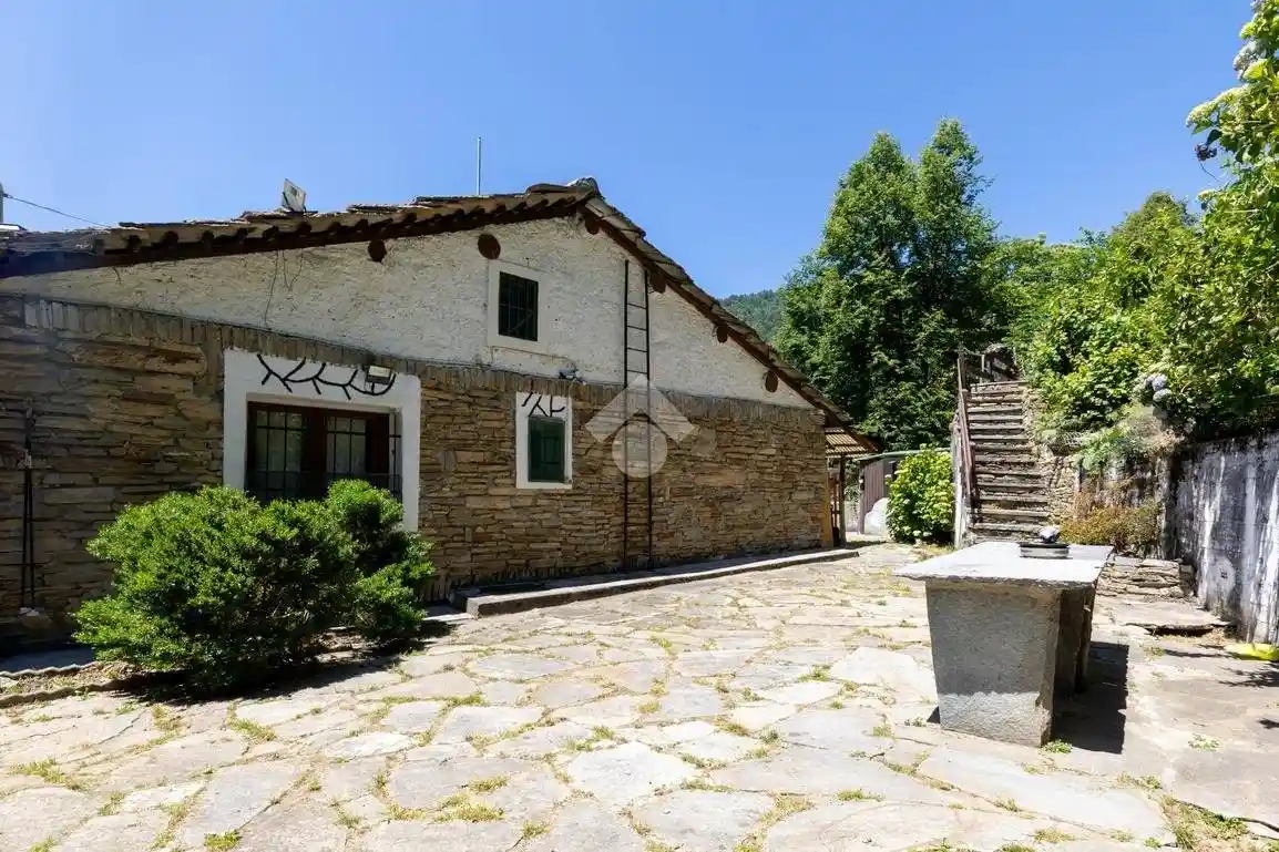 Casa indipendente in vendita a Luserna San Giovanni