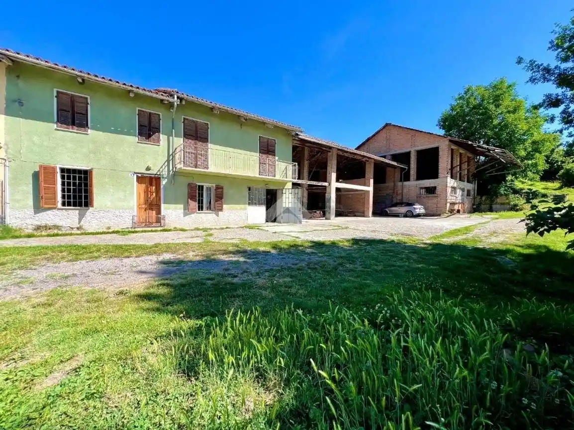 Casa indipendente in vendita a Montiglio Monferrato