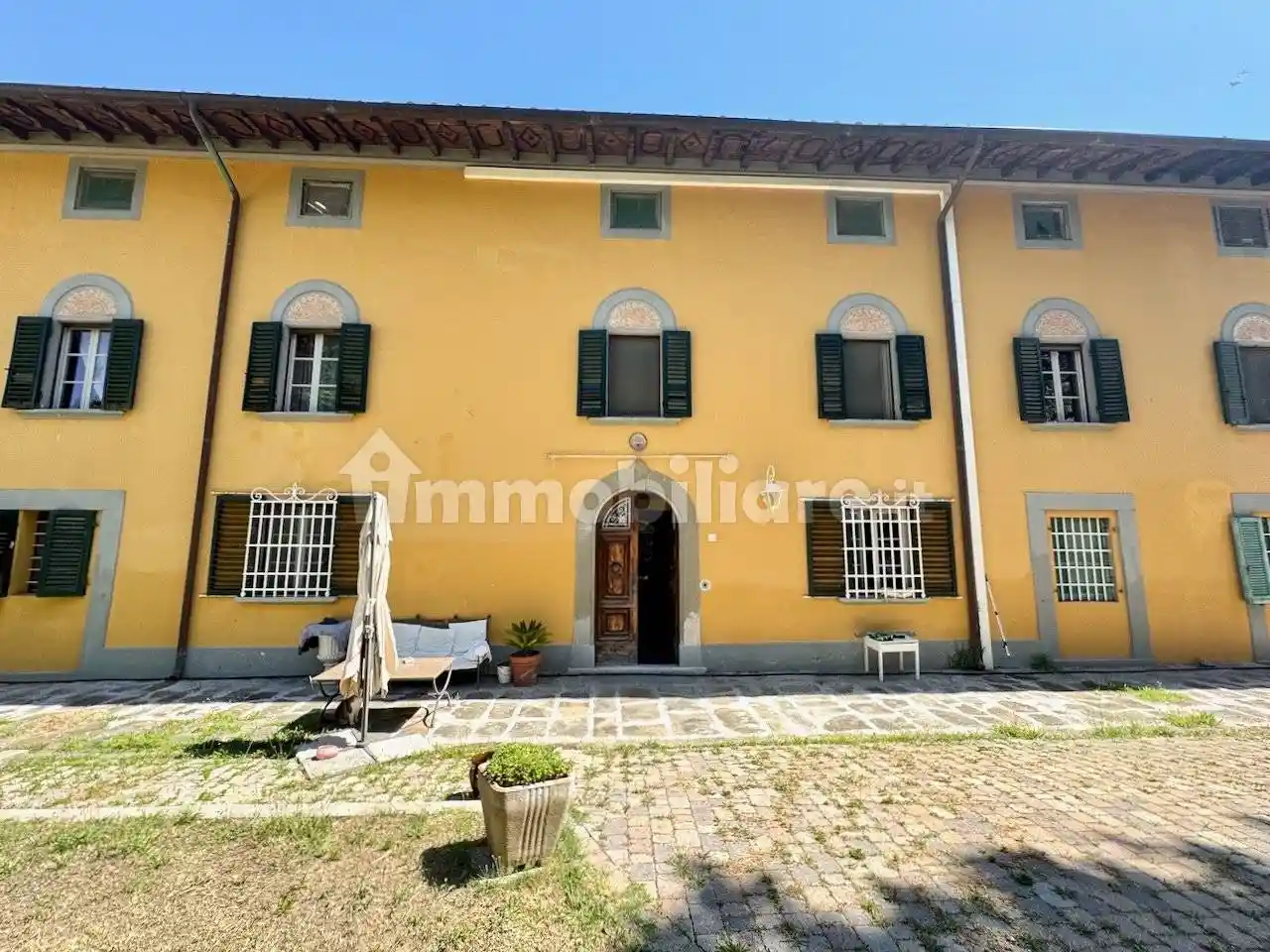 Villa in vendita a Cascina