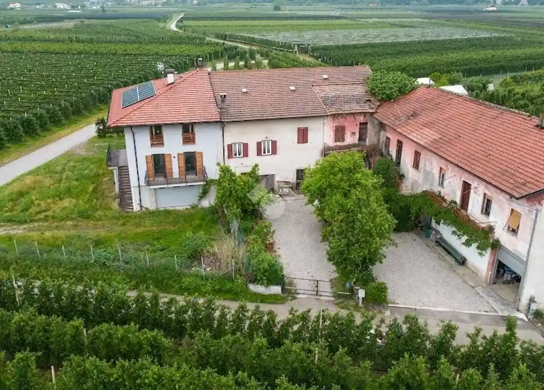 Casa indipendente in vendita a Terre d'Adige