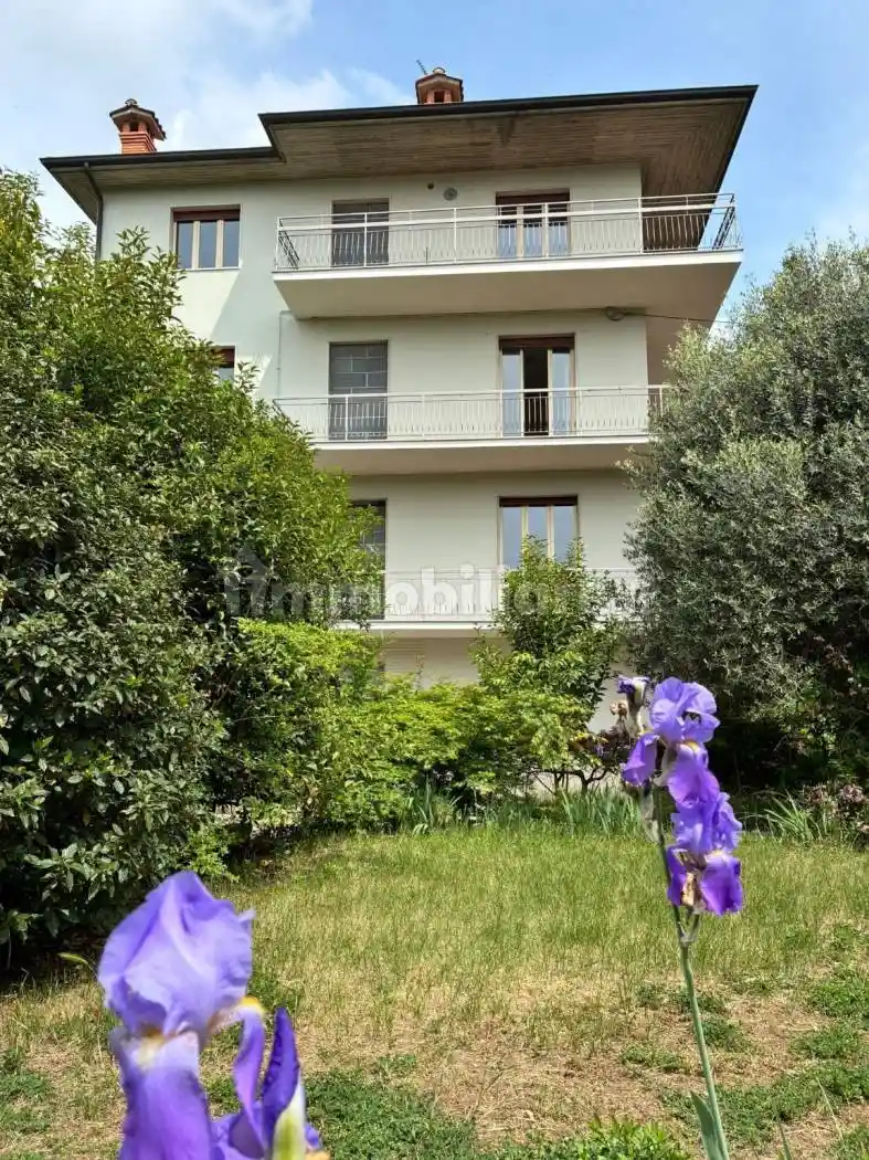 Appartamento in vendita a Trescore Balneario