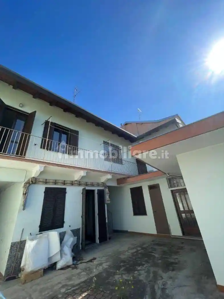 Villa in vendita a Cameri