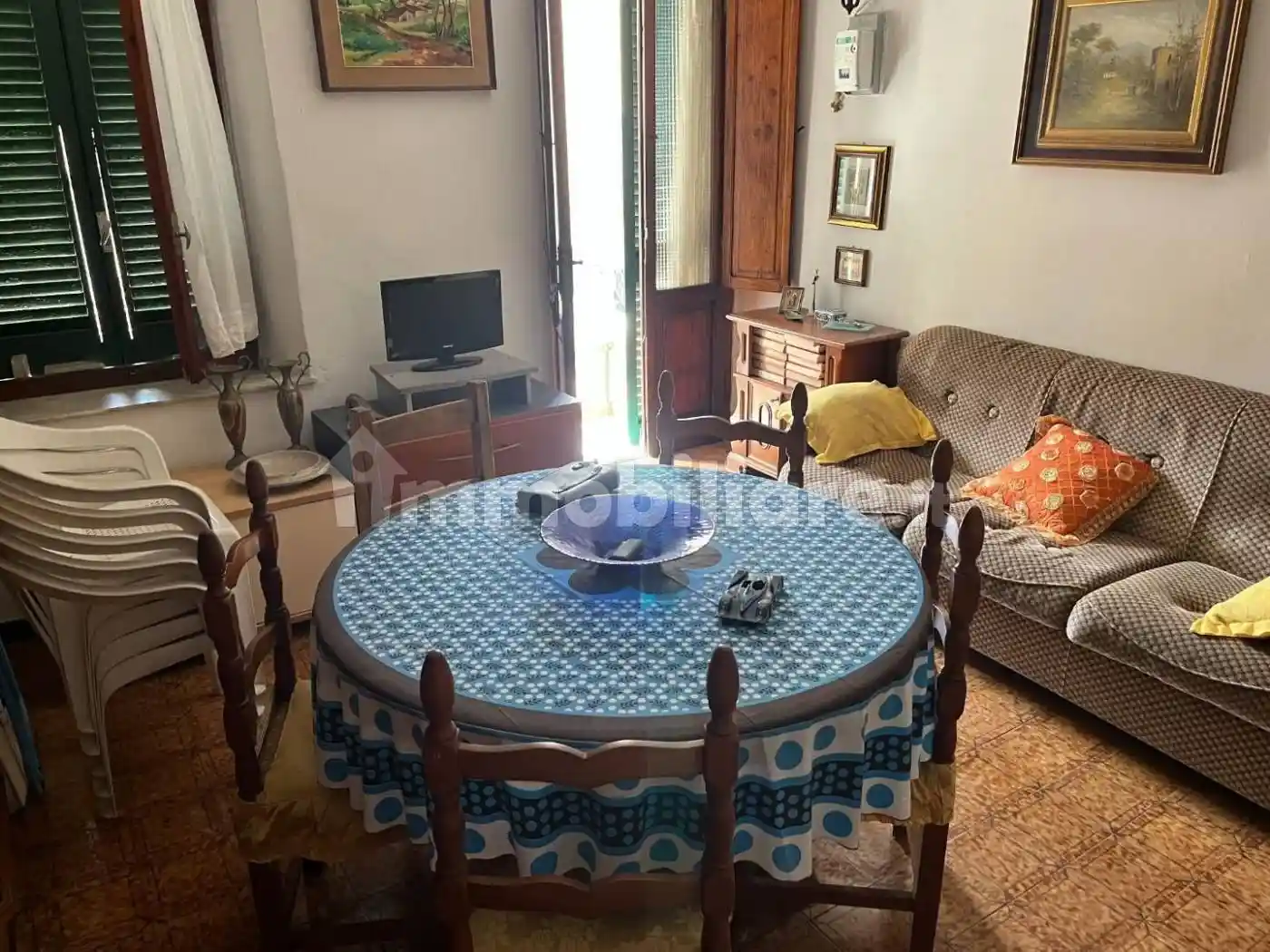 Casa indipendente in vendita a Massa