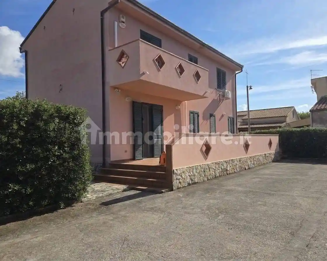 Villa in vendita a Lascari