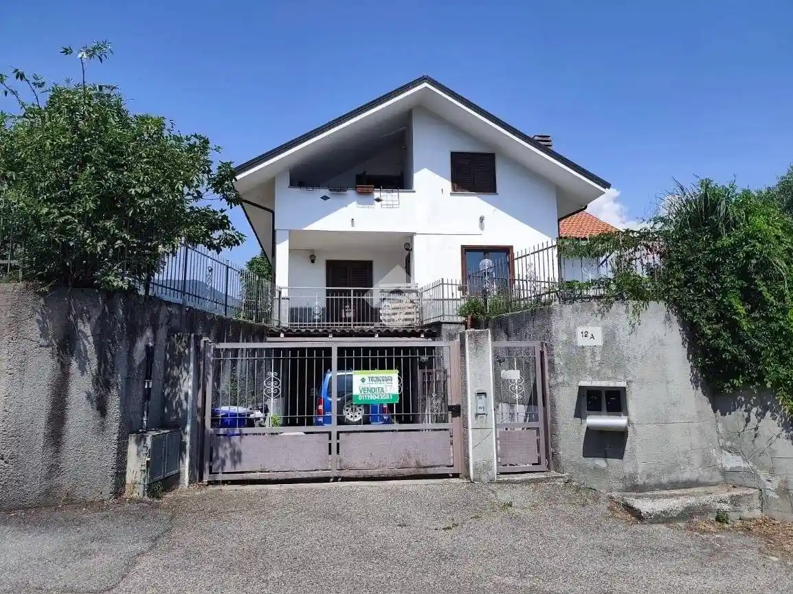 Villa in vendita a Avigliana