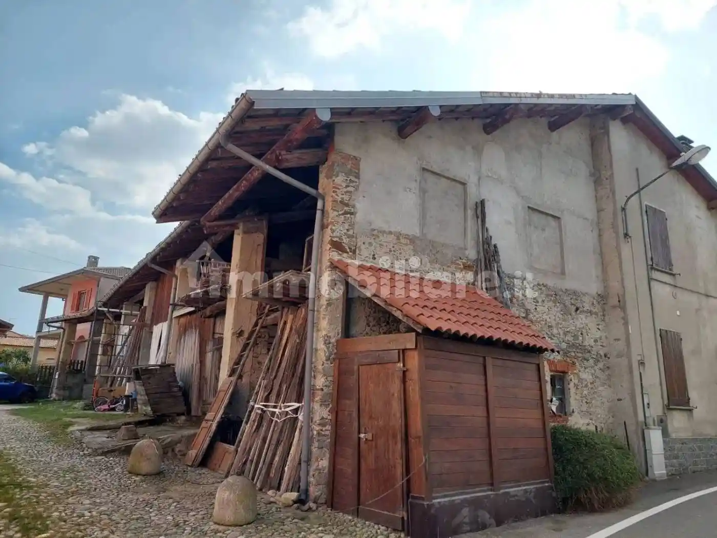 Rustico - Casale in vendita a Cadrezzate con Osmate