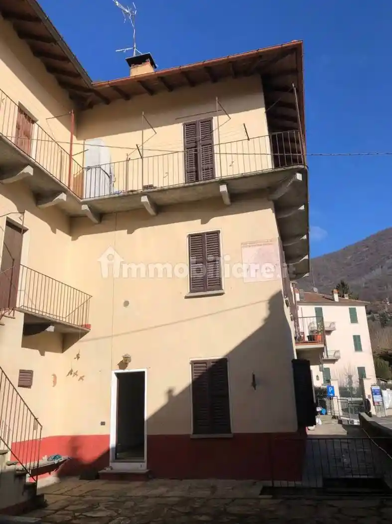 Appartamento in vendita a Dumenza