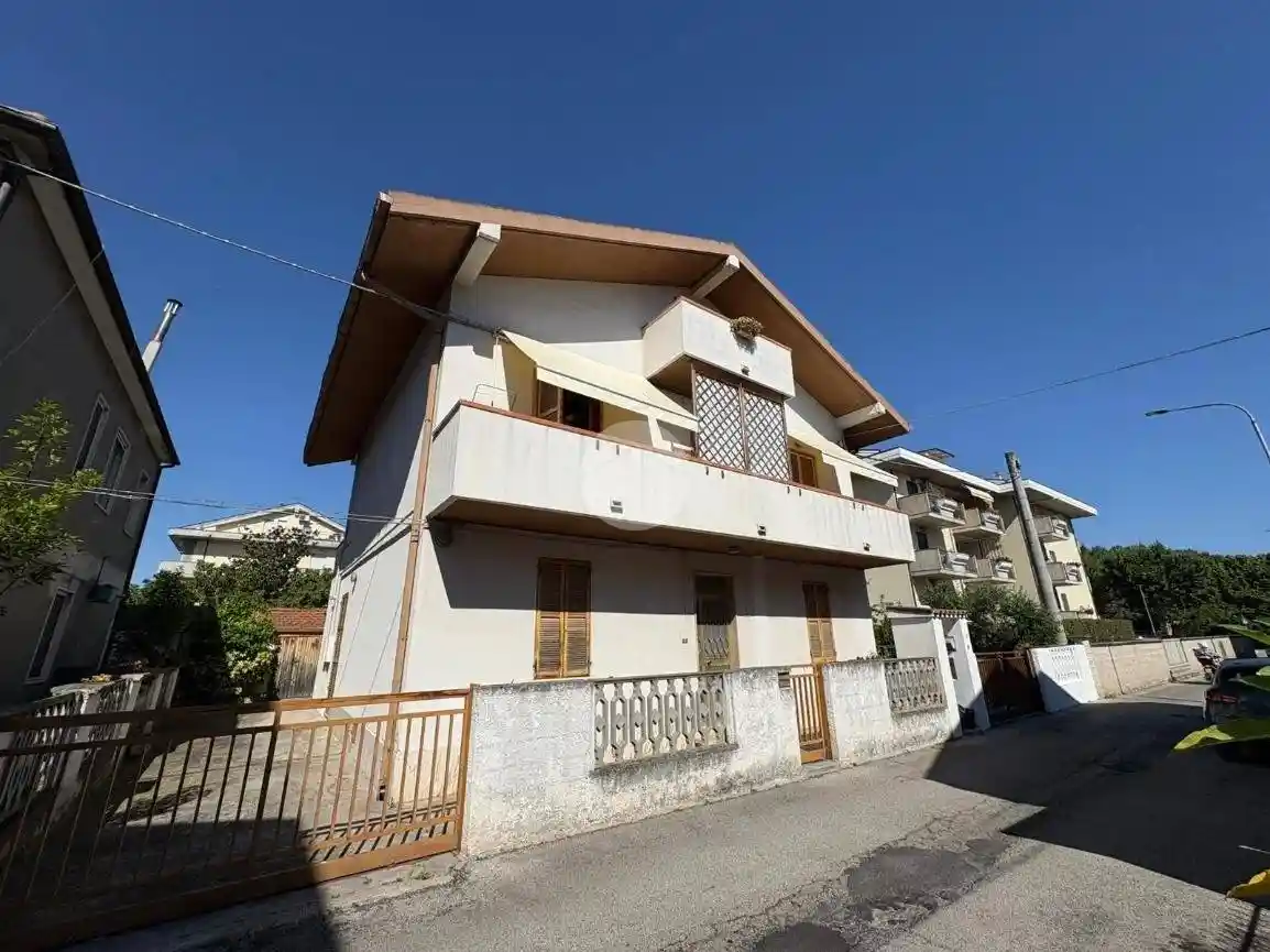 Casa indipendente in vendita a Montesilvano