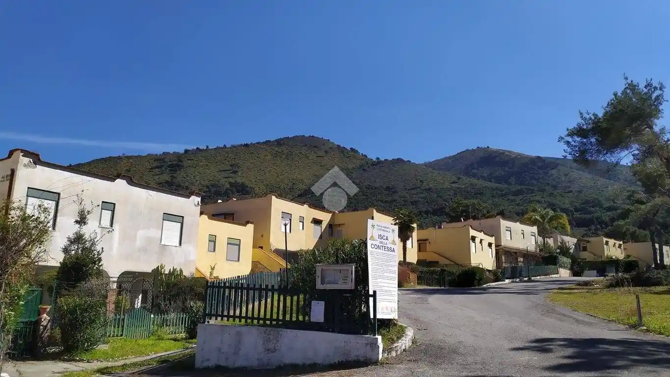 Appartamento in vendita a Camerota
