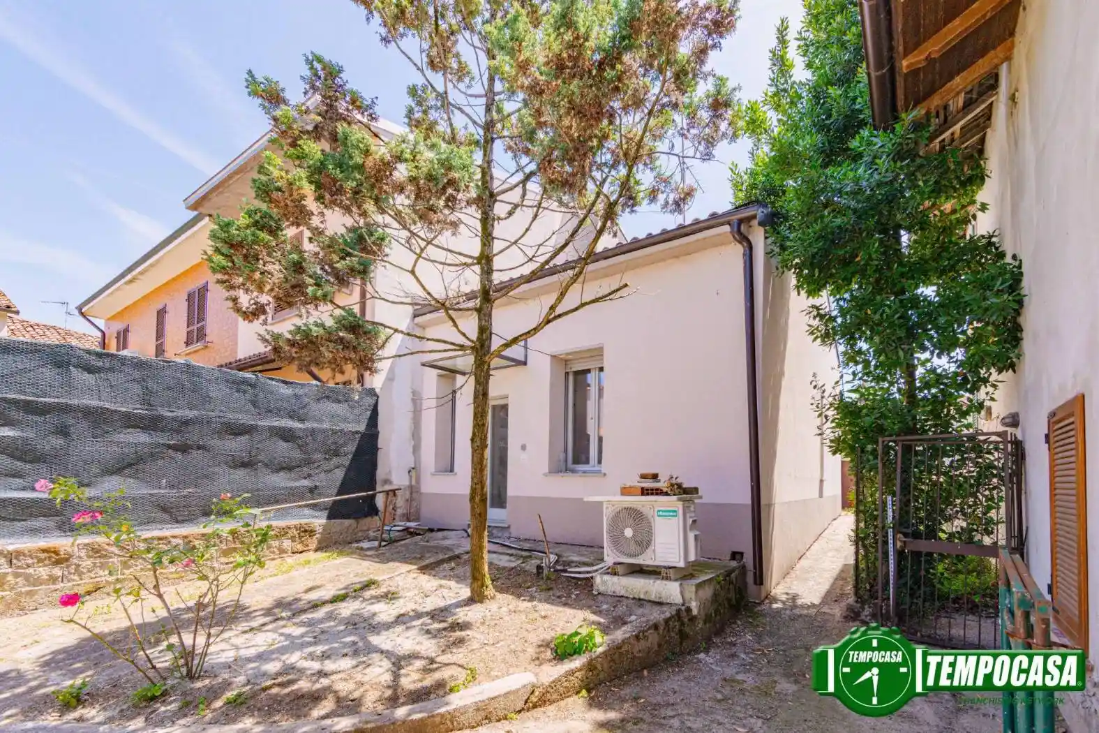 Casa indipendente in vendita a Carbonara al Ticino