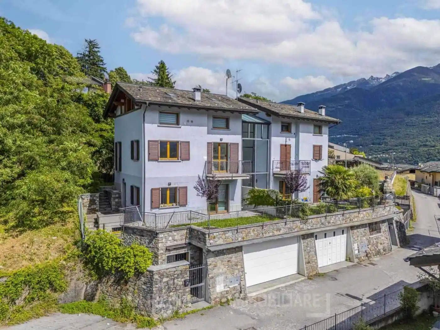 Villa in vendita a Sondrio