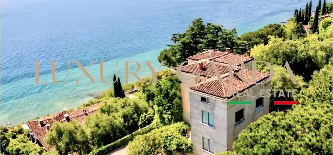 Villa in vendita a Padenghe sul Garda