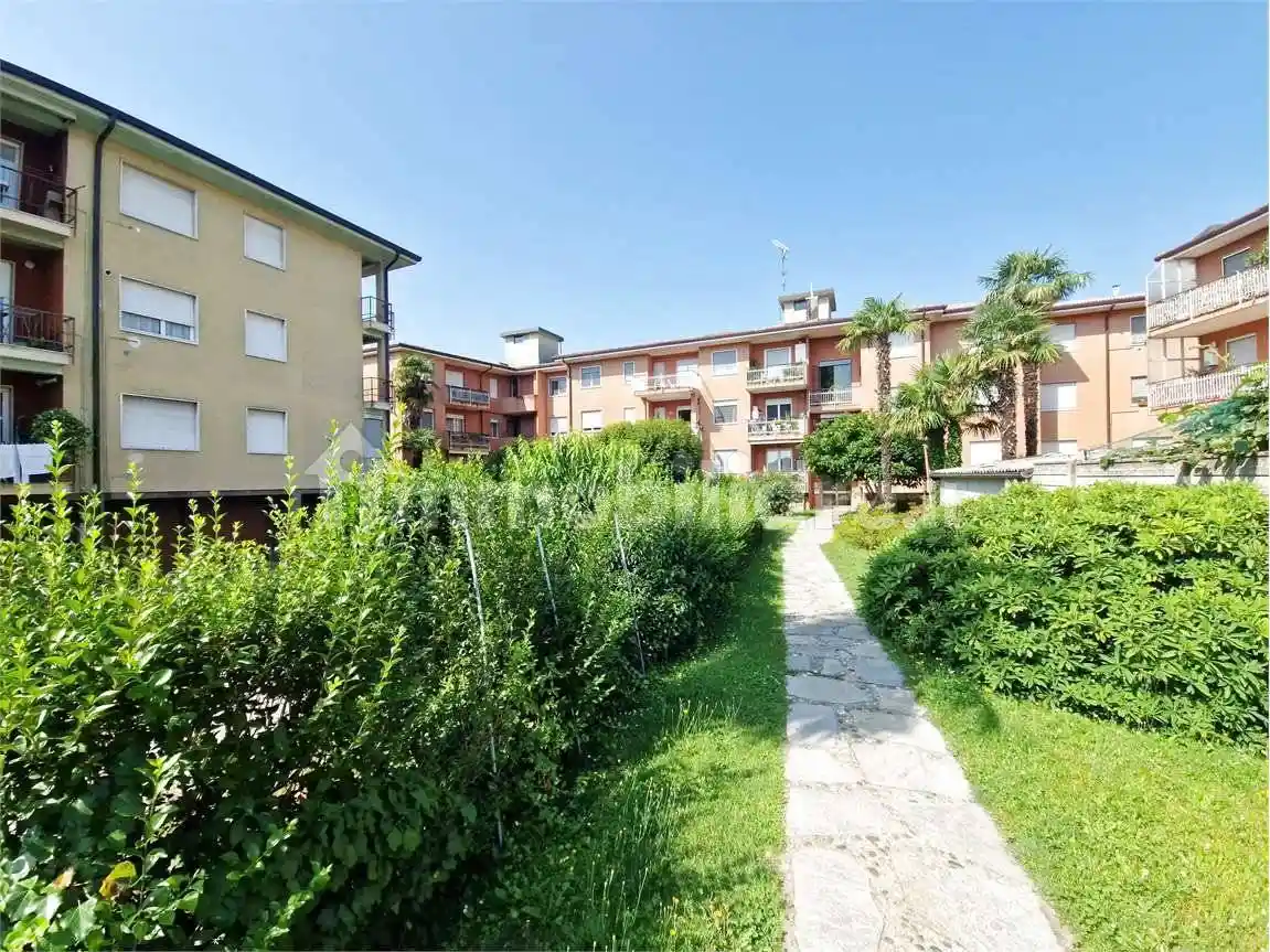 Appartamento in vendita a Arona