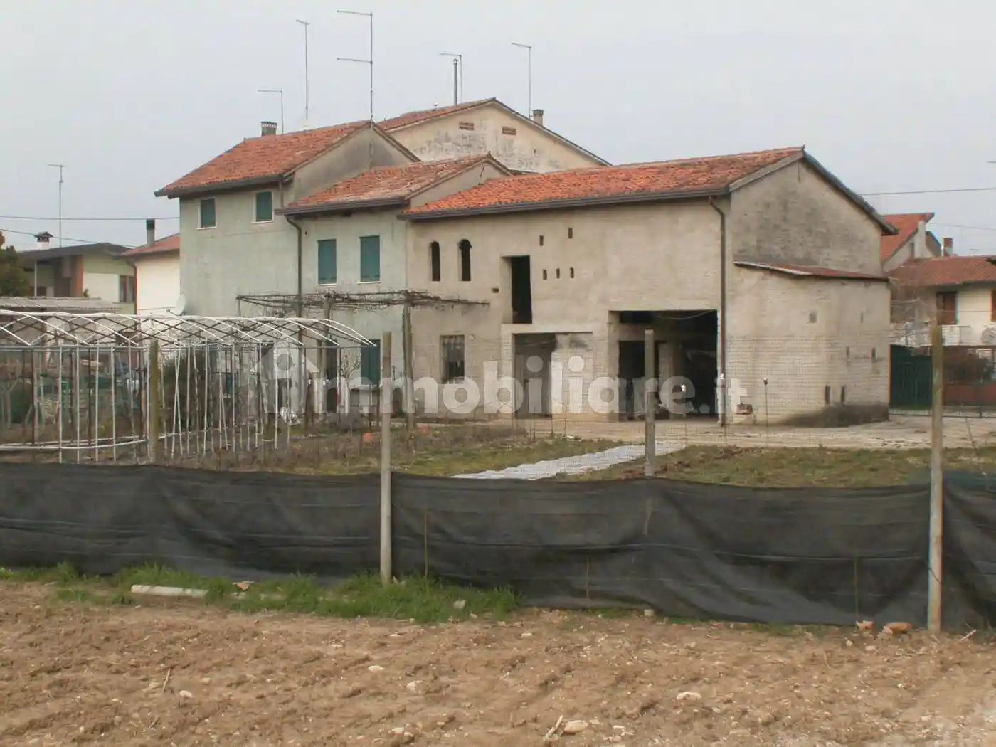 Casa indipendente in vendita a Montecchio Precalcino