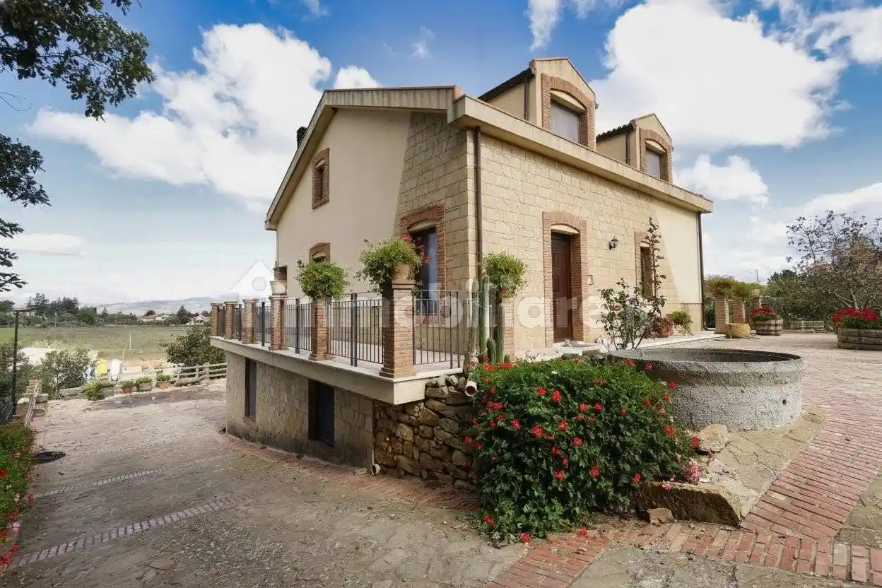 Villa in vendita a Calascibetta