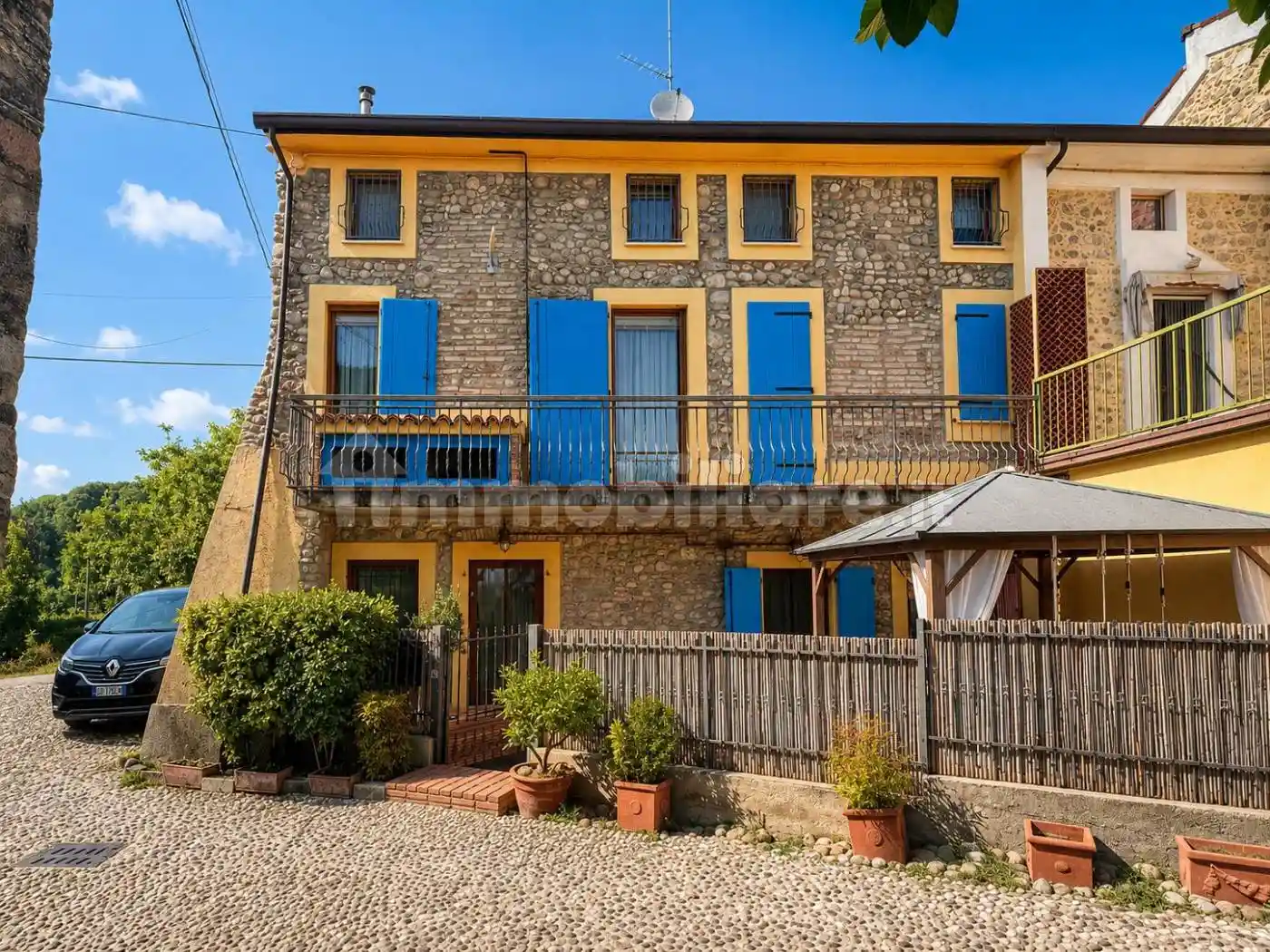 Rustico - Casale in vendita a Monzambano