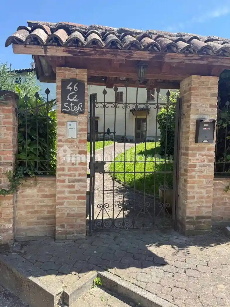 Villa in vendita a San Damiano d'Asti