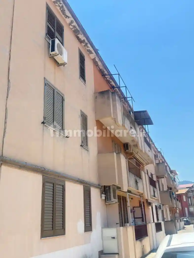 Appartamento in vendita a Oliveri