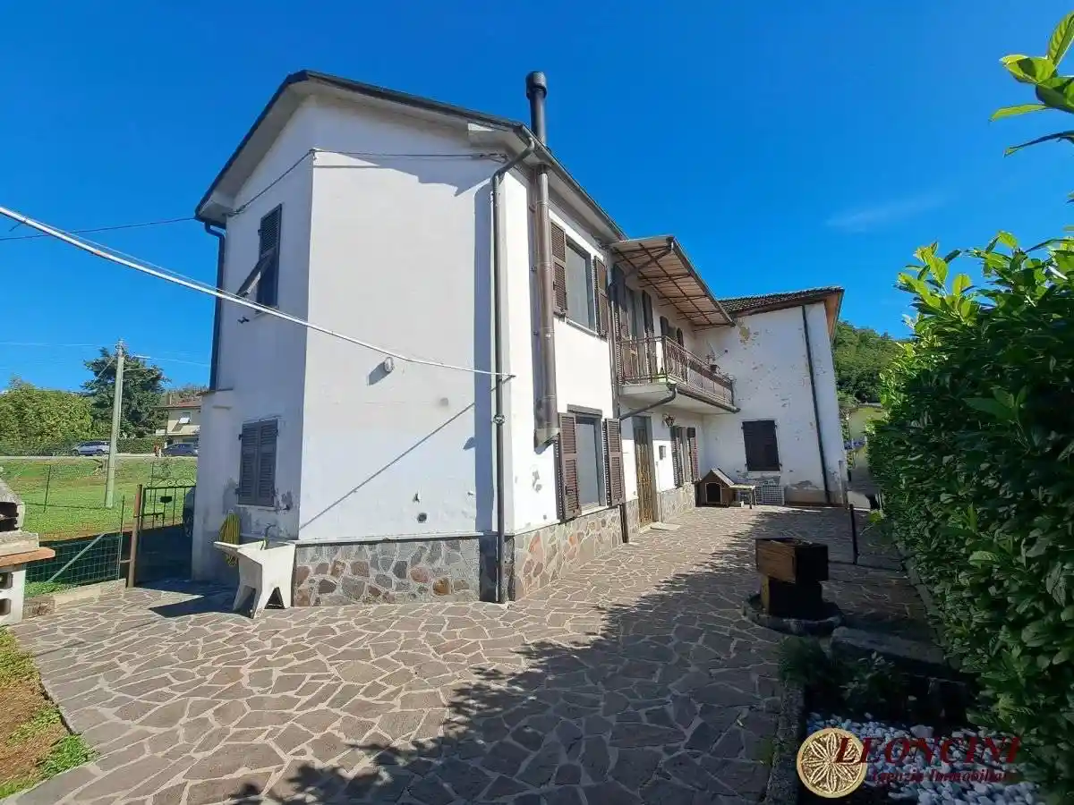 Casa indipendente in vendita a Filattiera
