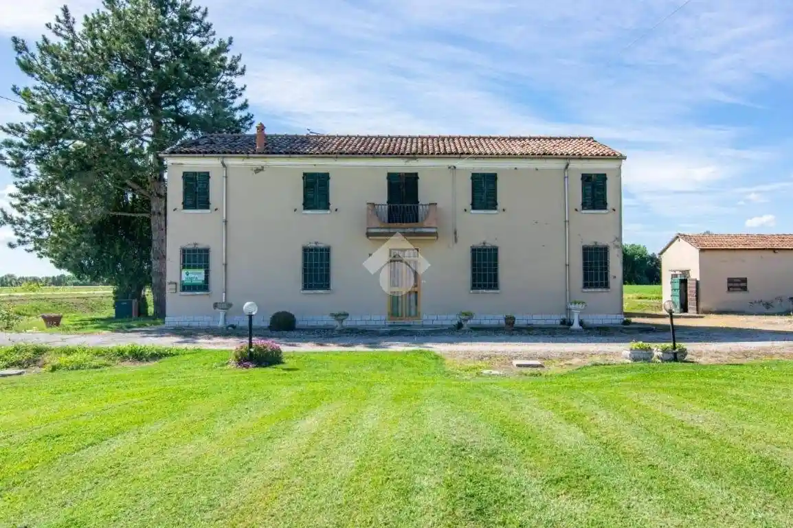 Casa indipendente in vendita a Ferrara