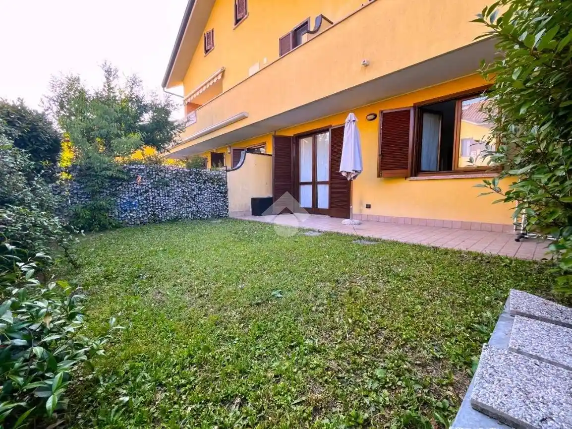 Appartamento in vendita a Cavenago di Brianza