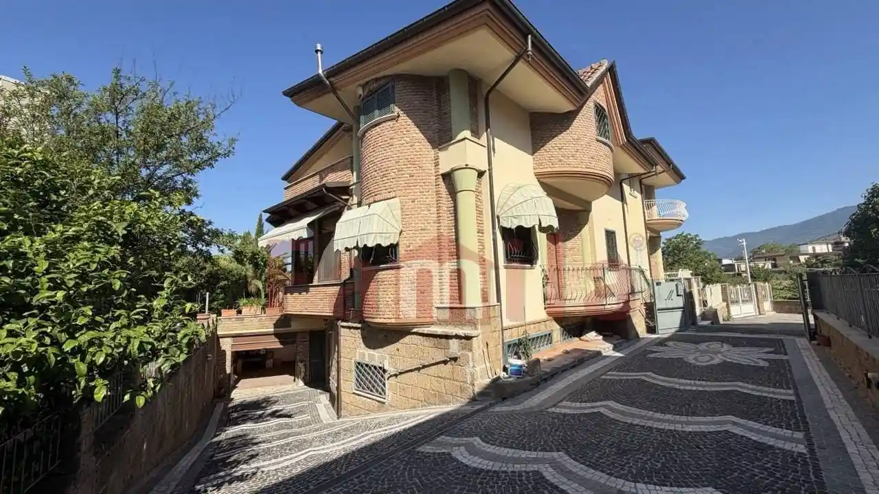 Villa in vendita a Mugnano del Cardinale