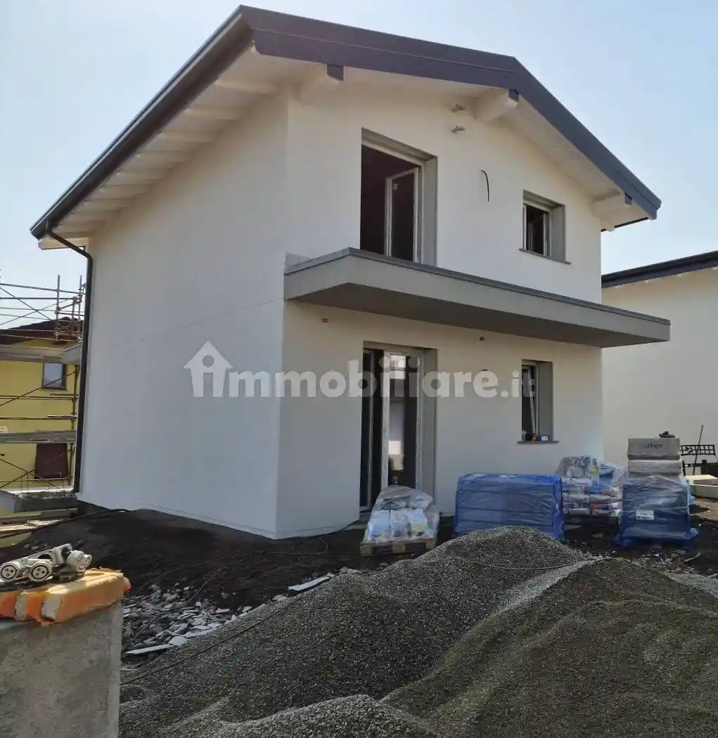 Villa in vendita a Misinto