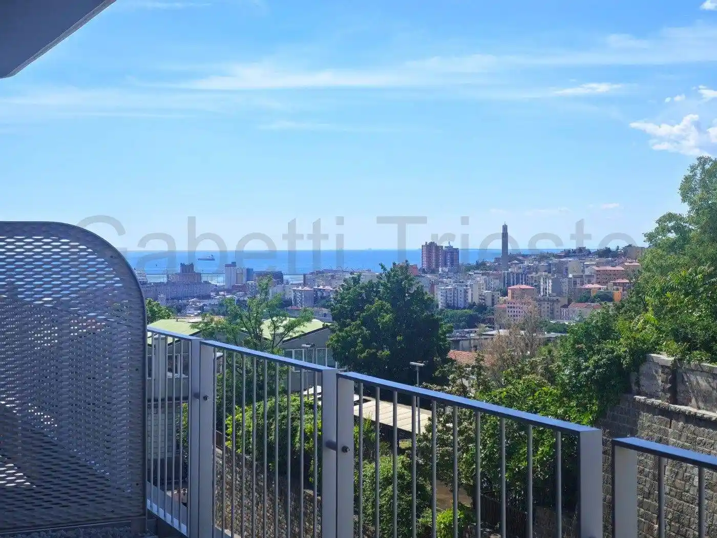 Appartamento in vendita a Trieste